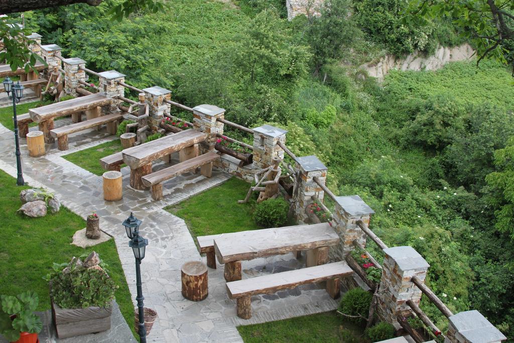 Шапкова Къща Hotel Delchevo Exterior foto